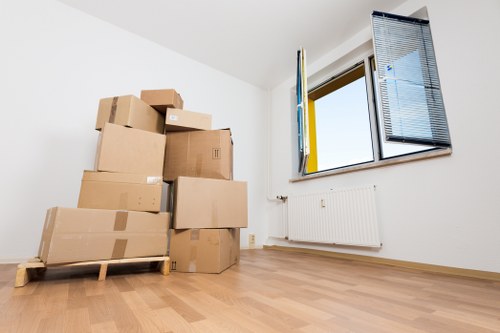 Careful house removals support for a Tooting family home
