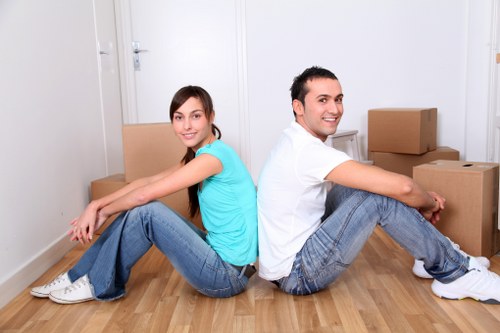 Residential and commercial packing support in South London