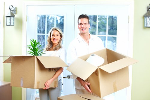 Local moving team handling access and parking in Tooting